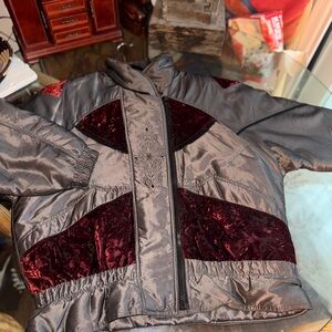 Women's Gray and Burgundy Jacket